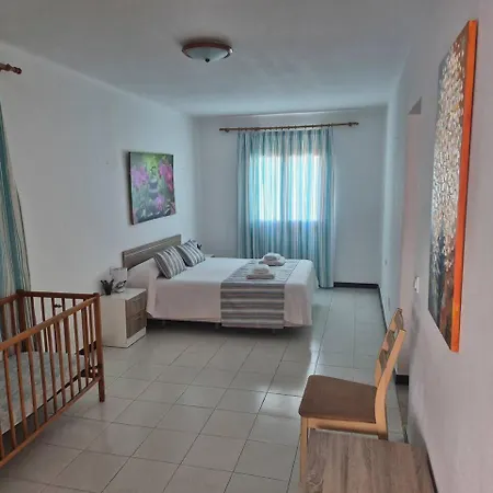 度假居 Samba Confort Y Piscina Privada En Menorca *