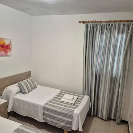 Samba Confort Y Piscina Privada En Menorca * Cala'N Blanes (Menorca)