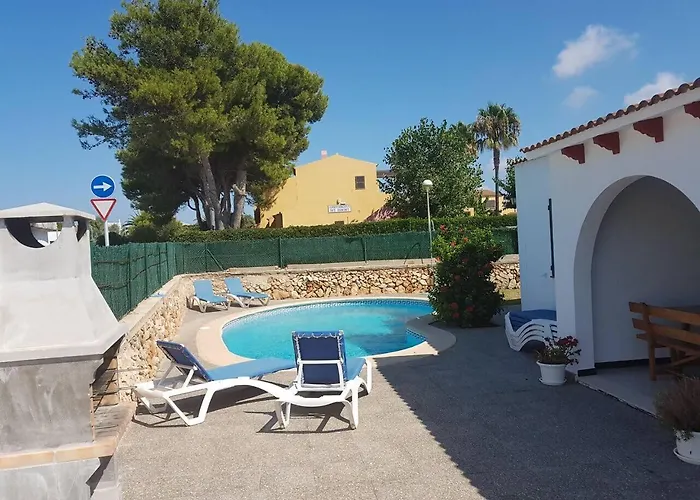 Samba Confort Y Piscina Privada En Menorca בית נופש