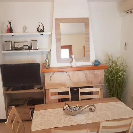 Casa de Férias Villa Familiar Con Piscina Privada En Calan Blanes Cala'N Blanes (Menorca)